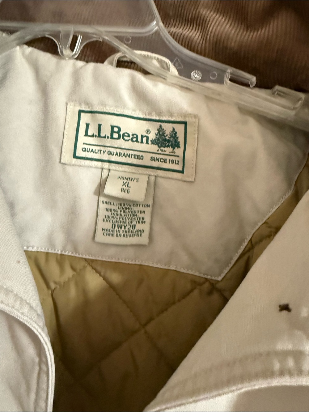L.L. Bean women’s barn  Jacket in Cream and Tan Quilted Lining